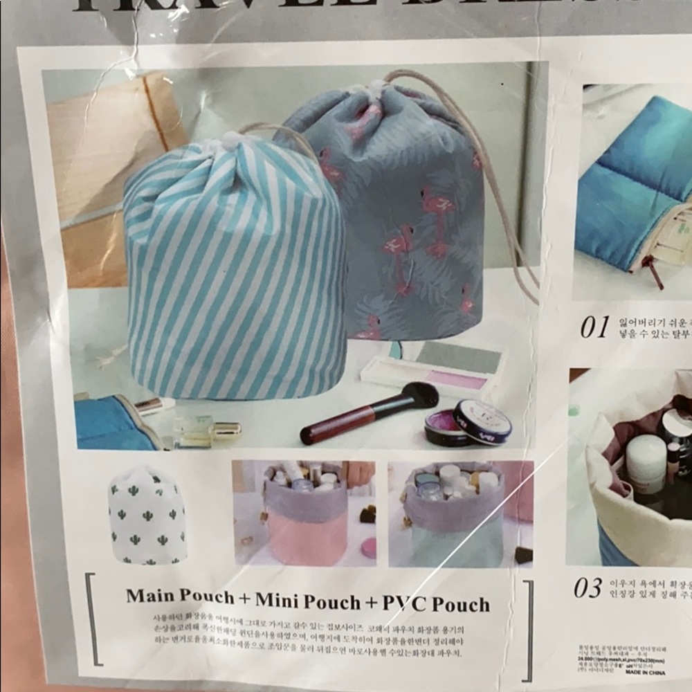 NWT Travel Mini Cosmetic Jewelry Pouch